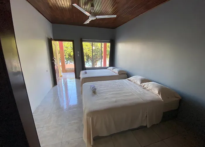 Puerto San Luis * Tilarán