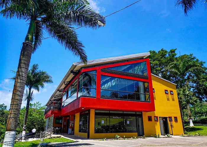 Puerto San Luis Hotel *