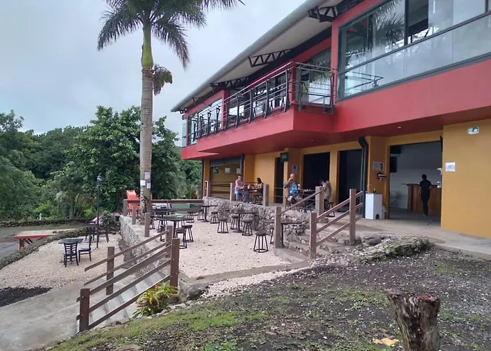Puerto San Luis * Tilarán